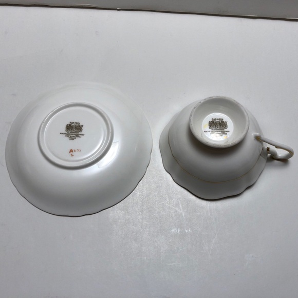 Paragon Double Warrant Cabbage Rose Tea Cup & Saucer Green Teacup Vintage - Picture 15 of 16